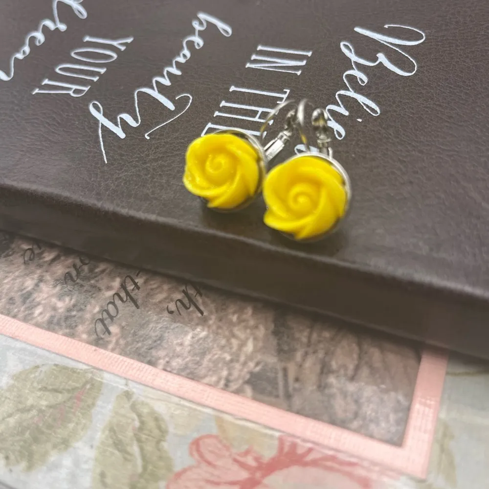 Texas Yellow Rose Cabochon Stainless Steel Dangle Earrings - Image 5