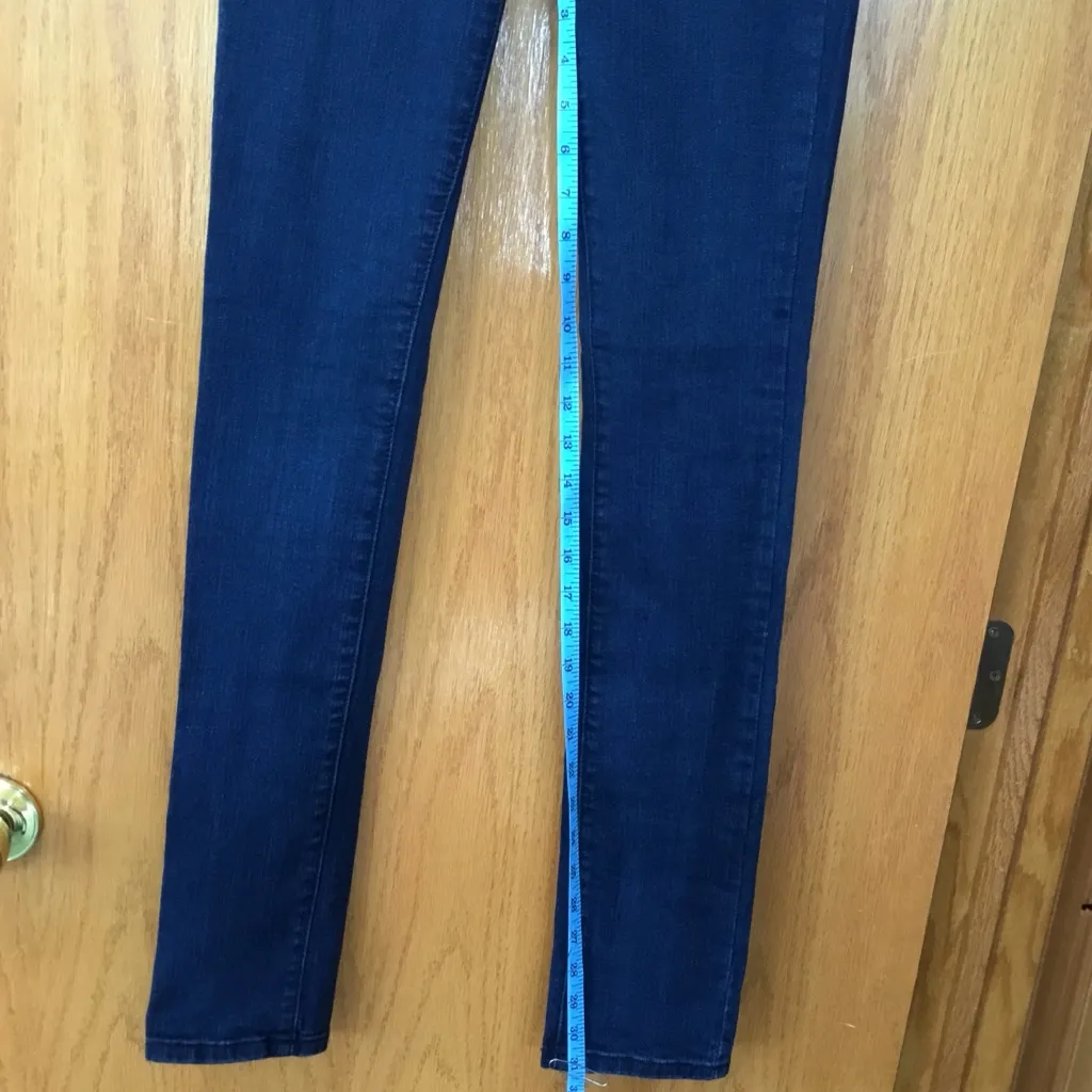 BCBG MAXAZRIA skinny jeans 💙💙 - Image 4