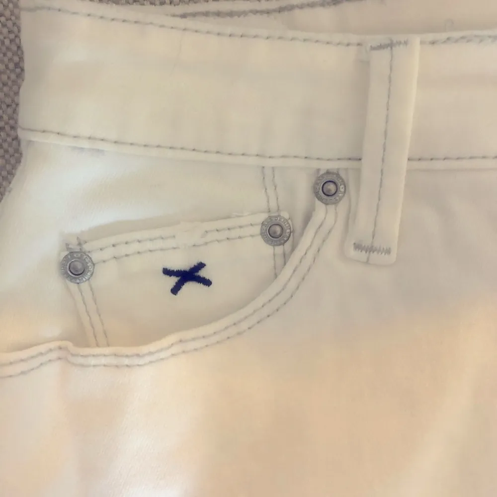 Res white denim mini skirt Size 30 - Image 3