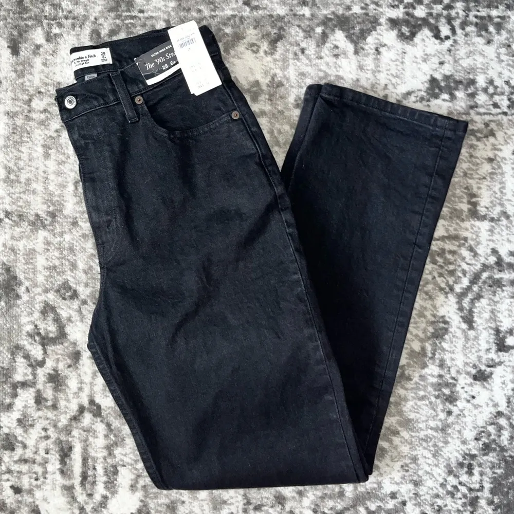 NEW Abercrombie & Fitch The 90s Straight Ultra High Rise Curve Love - Image 2