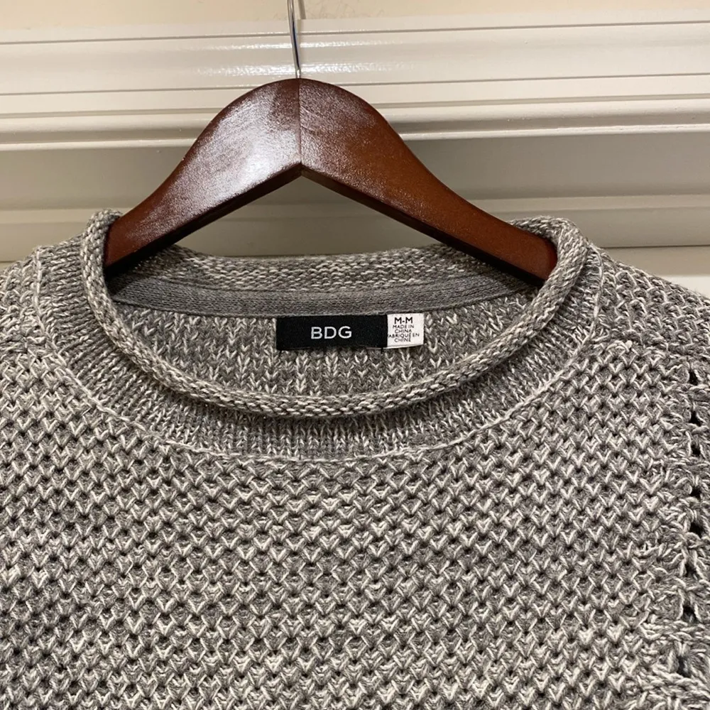 BDG cropped oversize sweater Size Medium - Image 5