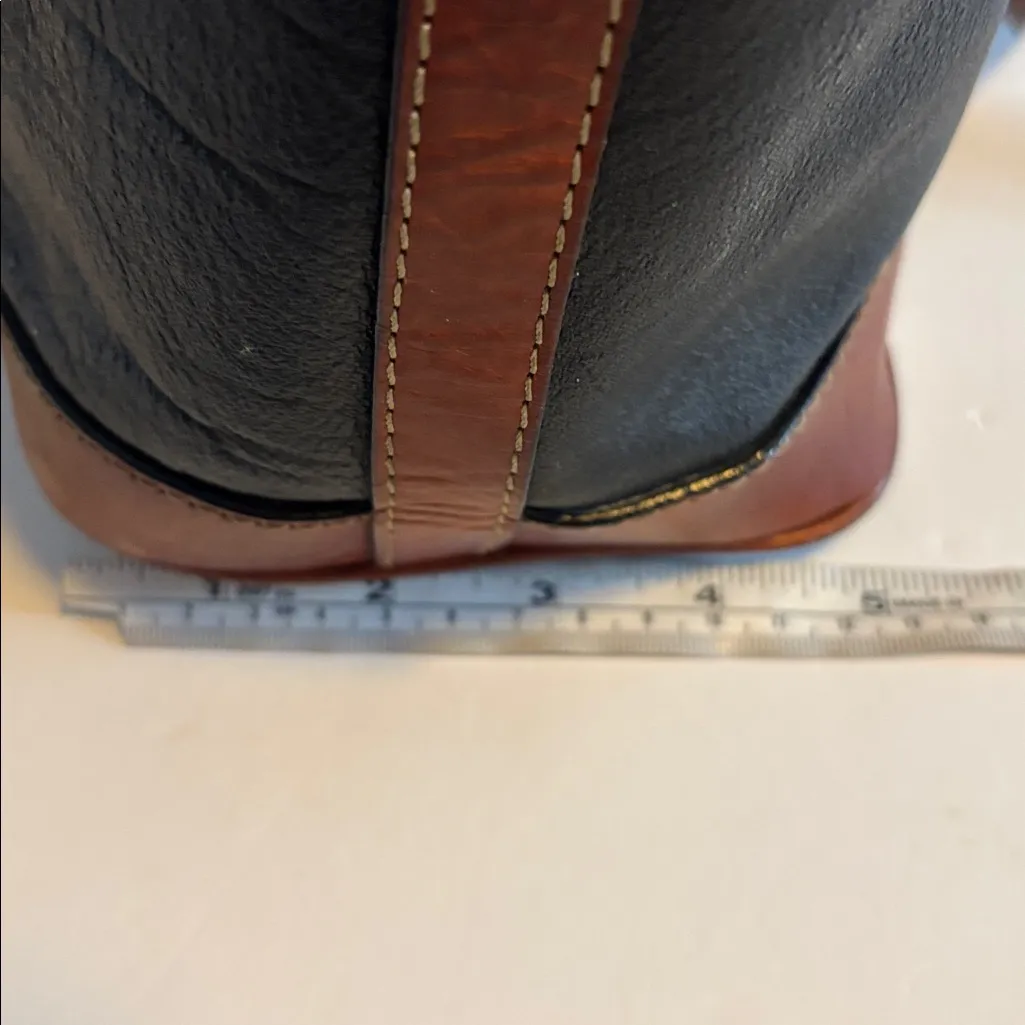 LUIGI BRAND ITALIAN VINTAGE TAN/BLACK PEBBLED LEATHER SHOULDER BAG SNAP CLOSURE Black - Image 15