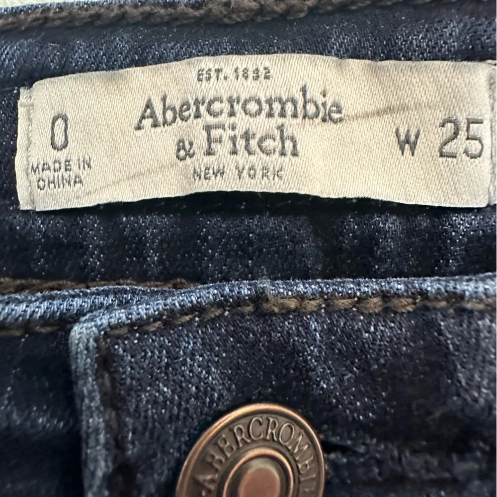 Abercrombie & Fitch dark wash high rise skinny jeans - Image 3