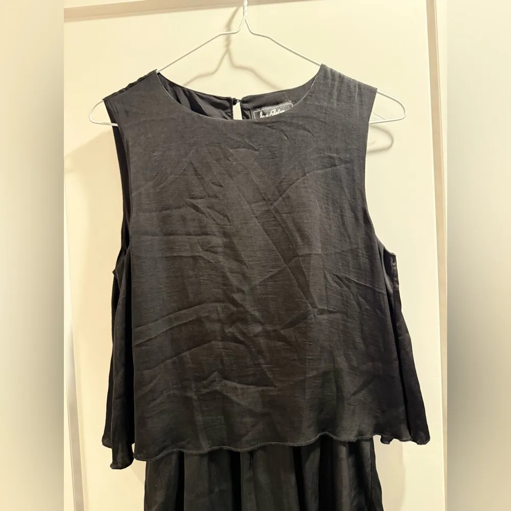 Sam Edelman Black Satin Sleeveless Tiered Ruffled Shift Minidress Size 2 - Image 4