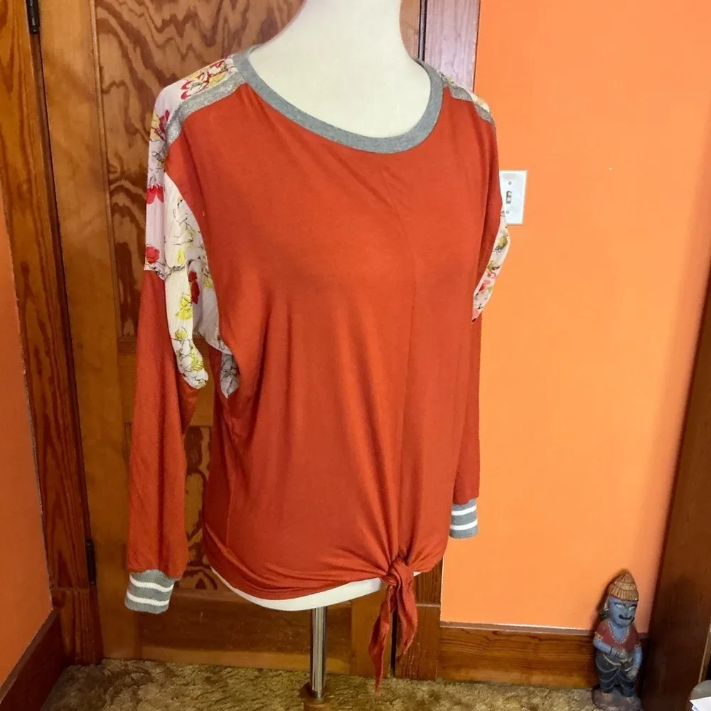 Anthropologie  Tiny Autumn vibes LS belly top - Image 9