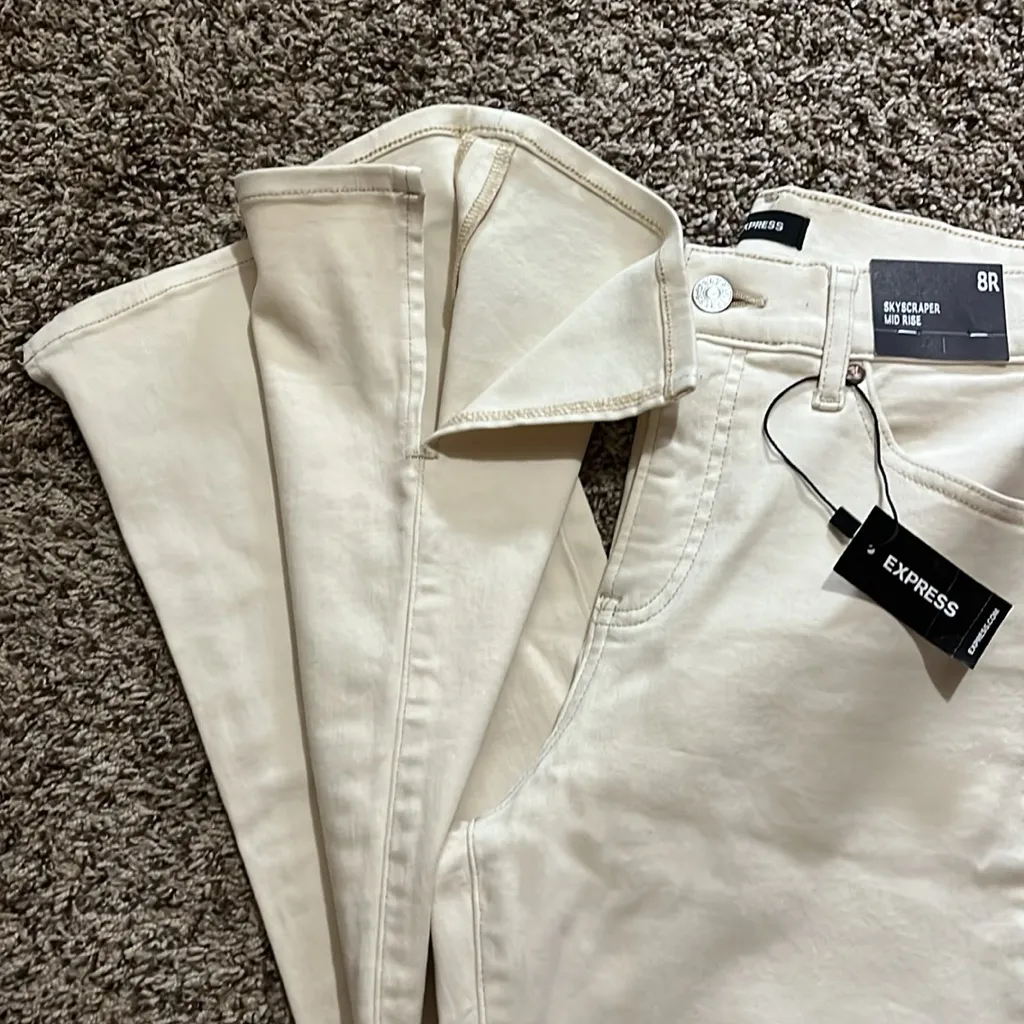 NWT express mid rise jeans - Image 3