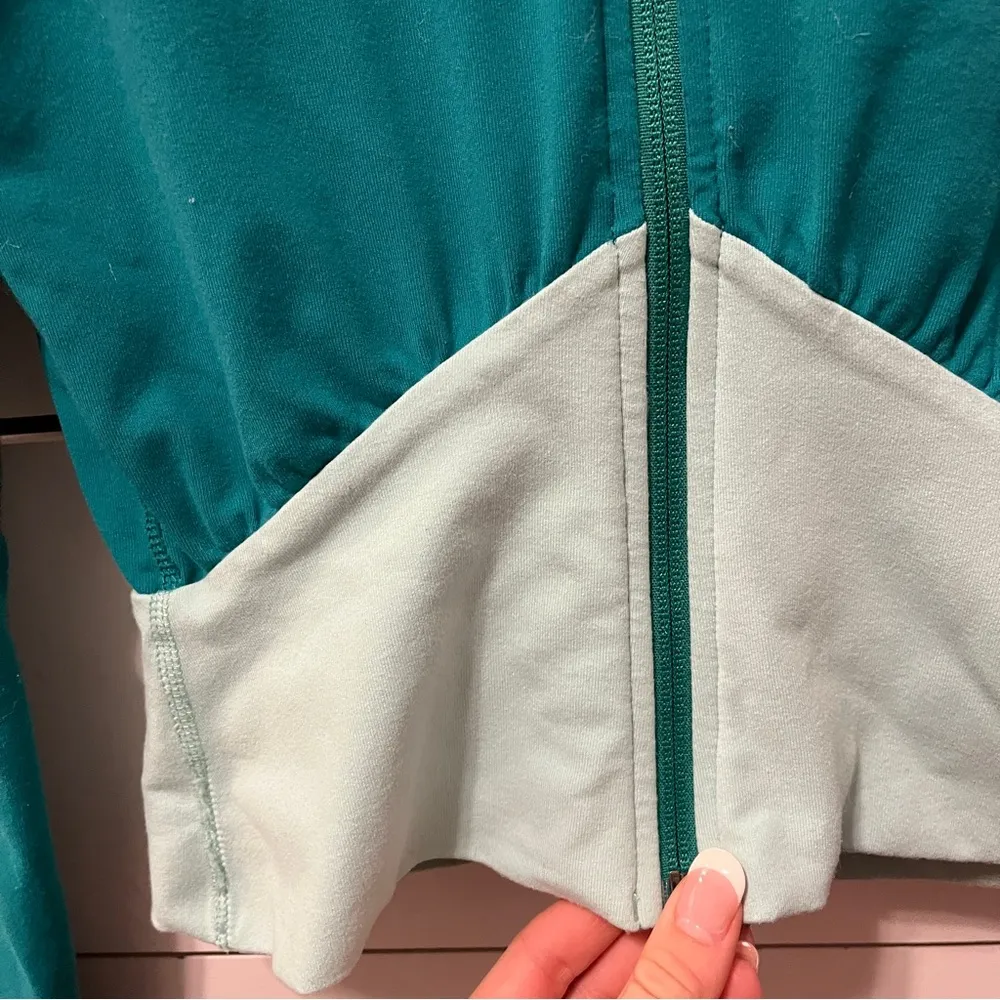 Lululemon Teal Zip Up Jacket - Image 5