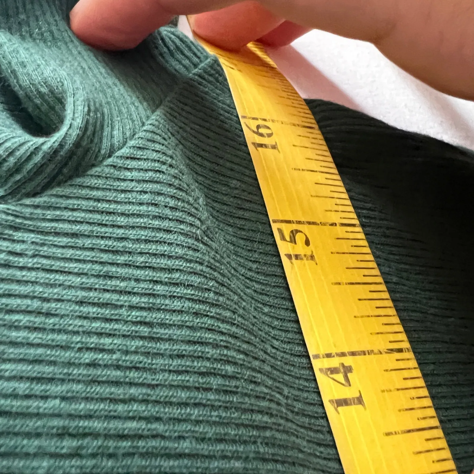 Hollister Henley Crop Top,‎ Y2K Coquette Retro Indie Sleaze Bella Swan Small - Image 7