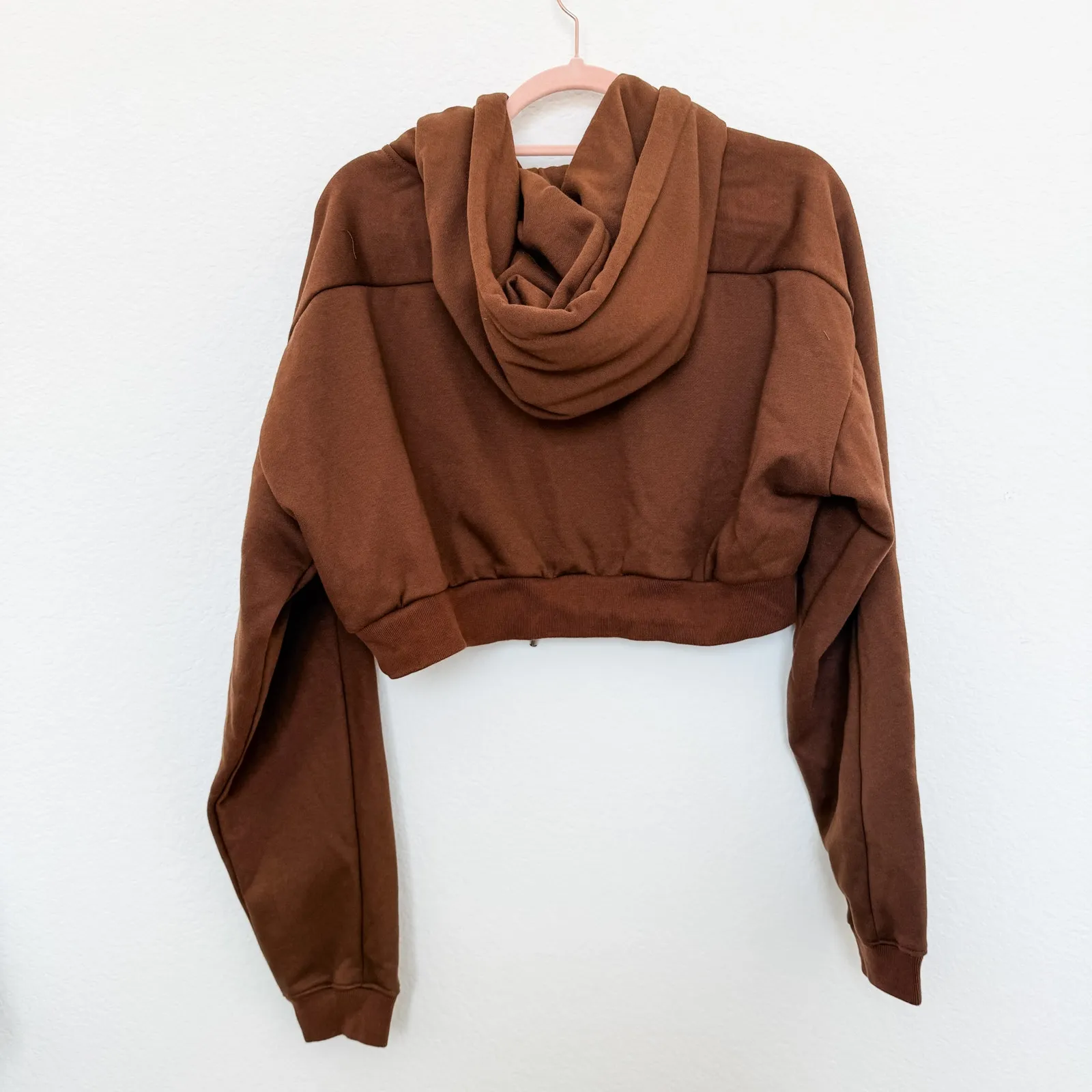 NWOT Naked Wardrobe Cropped Hoodie Sweatshirt Brown‎ Size Medium - Image 5