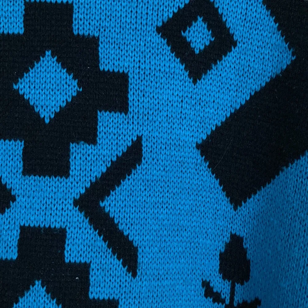 Vintage Stefano International One Size Fits All Black and Blue Cow Neck Sweater. - Image 5