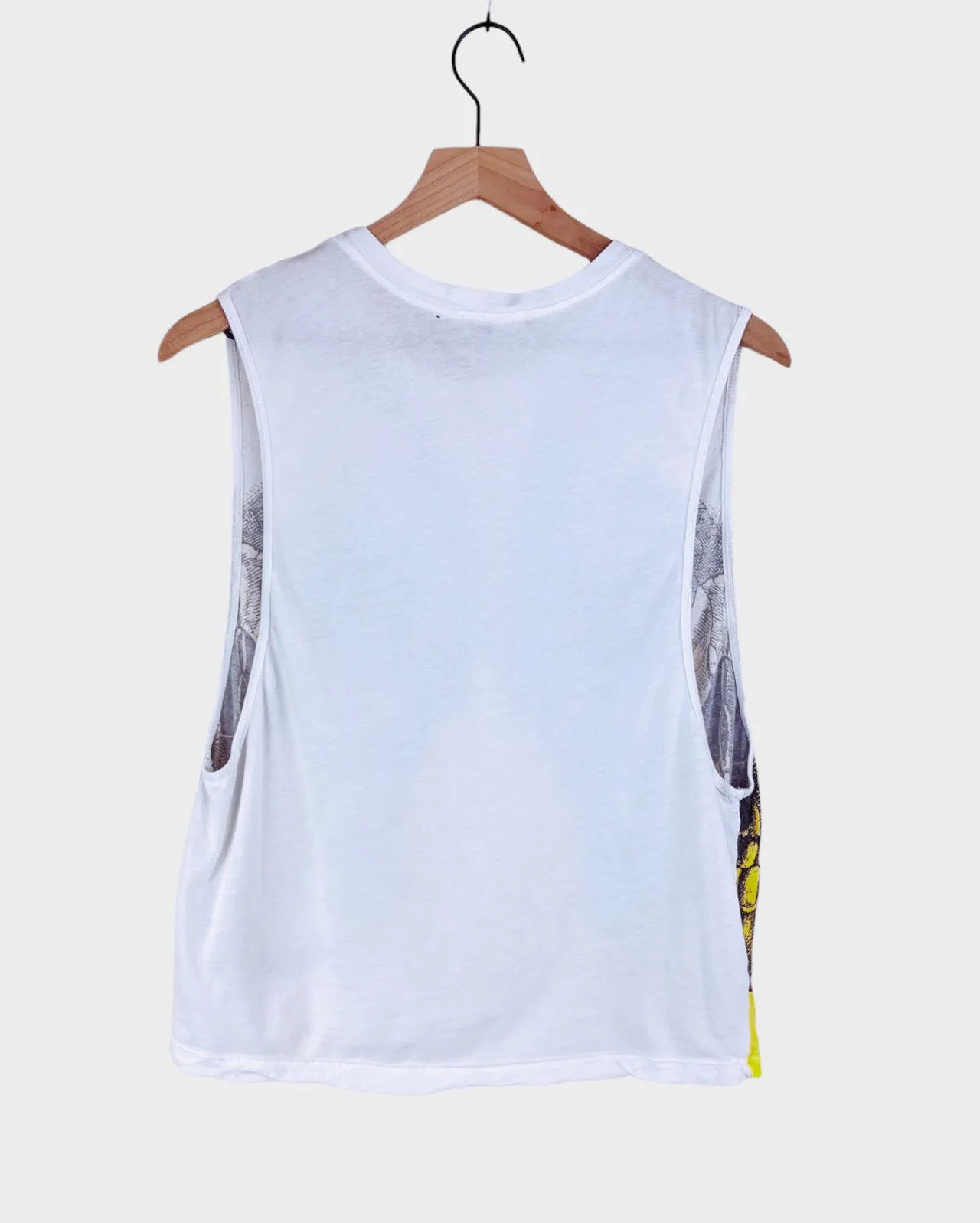 Vintage 2000's Women's Skull Tank Top - Image 2