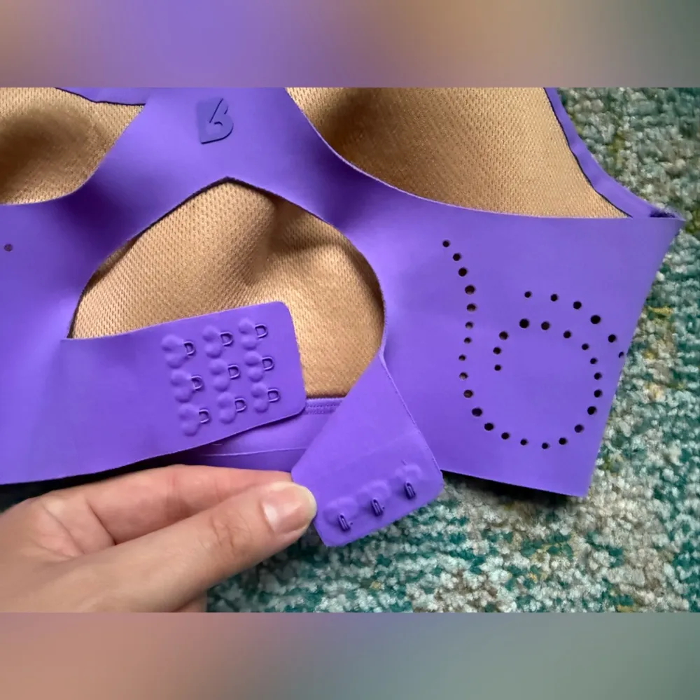 Buff Bunny Collection purple airbrush laser molded sports bra, size small - Image 8