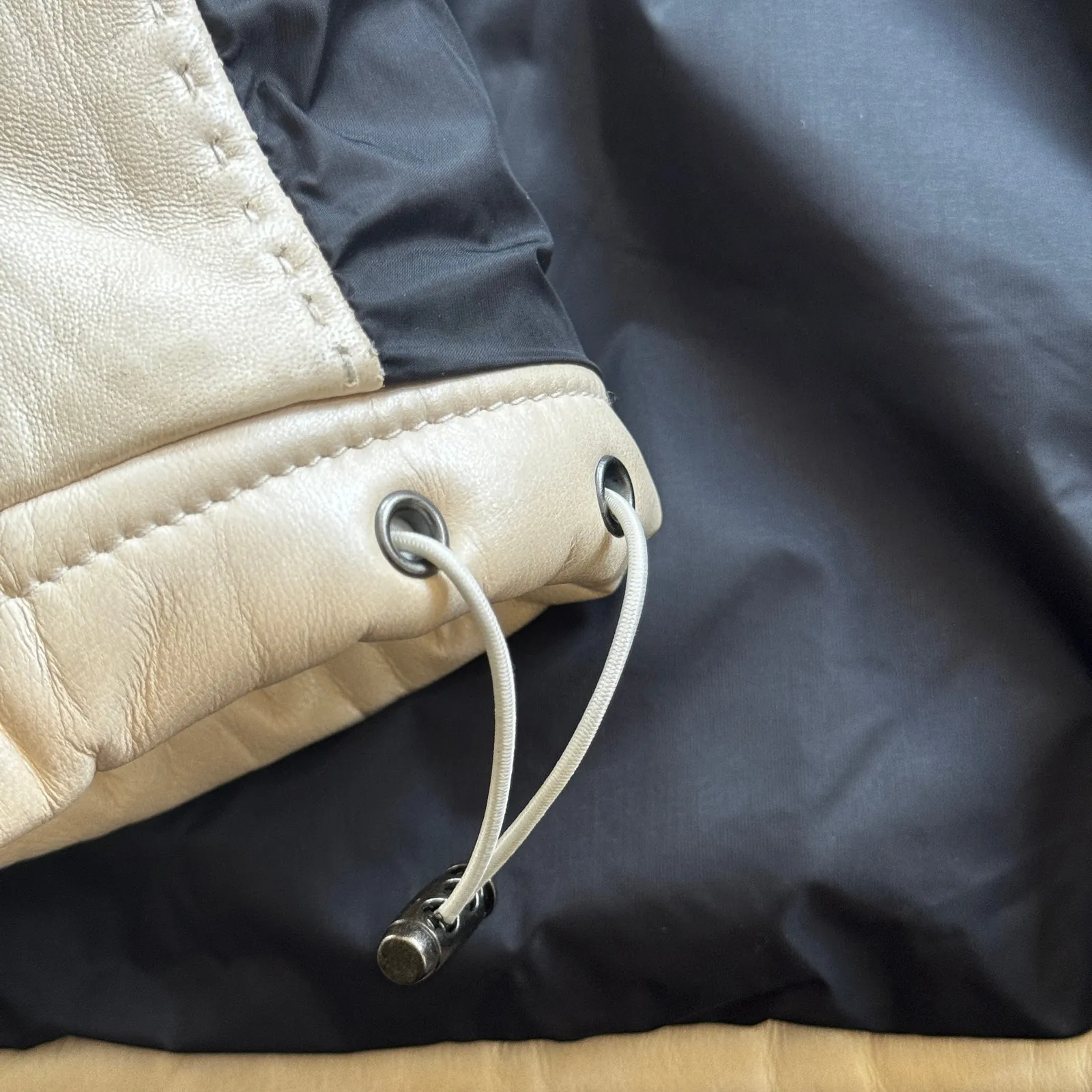 LTH JKT Cay Cropped Puffer Jacket in‎ Pearl White Size Small - Image 15