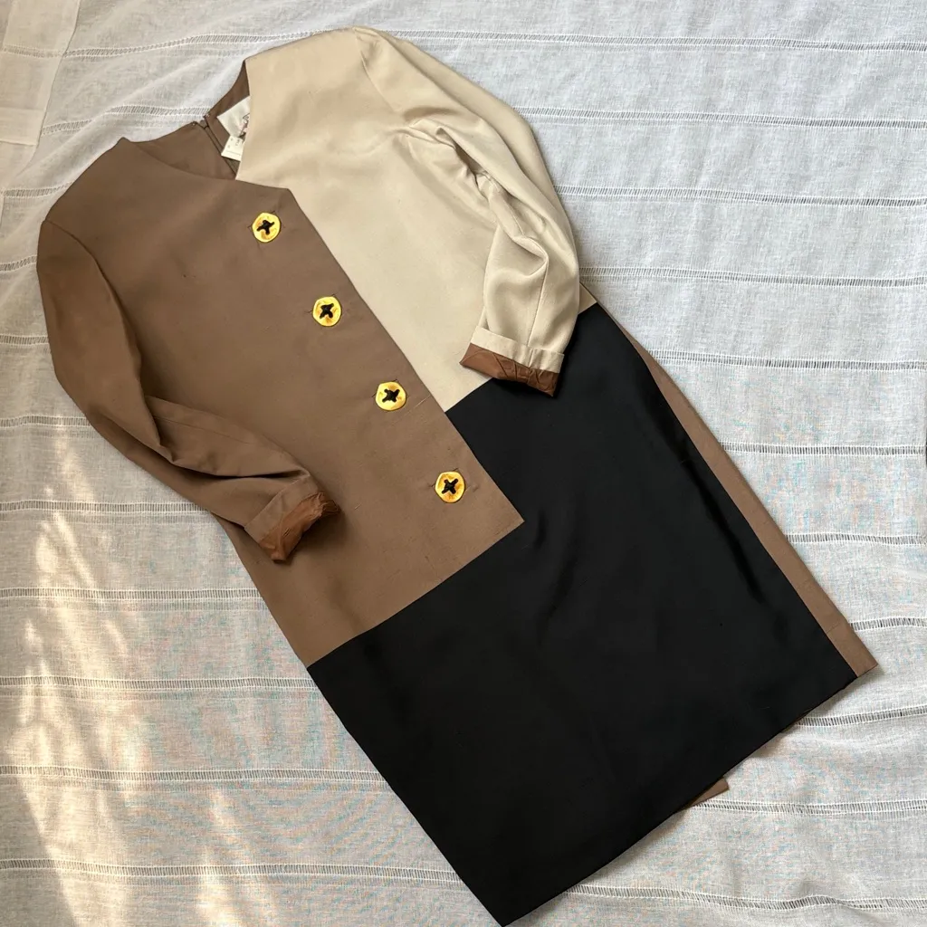 Steve Fabrikani Vintage NWT Color Block Long Sleeve Dress with Gold Accents Tan Size 12 - Image 7
