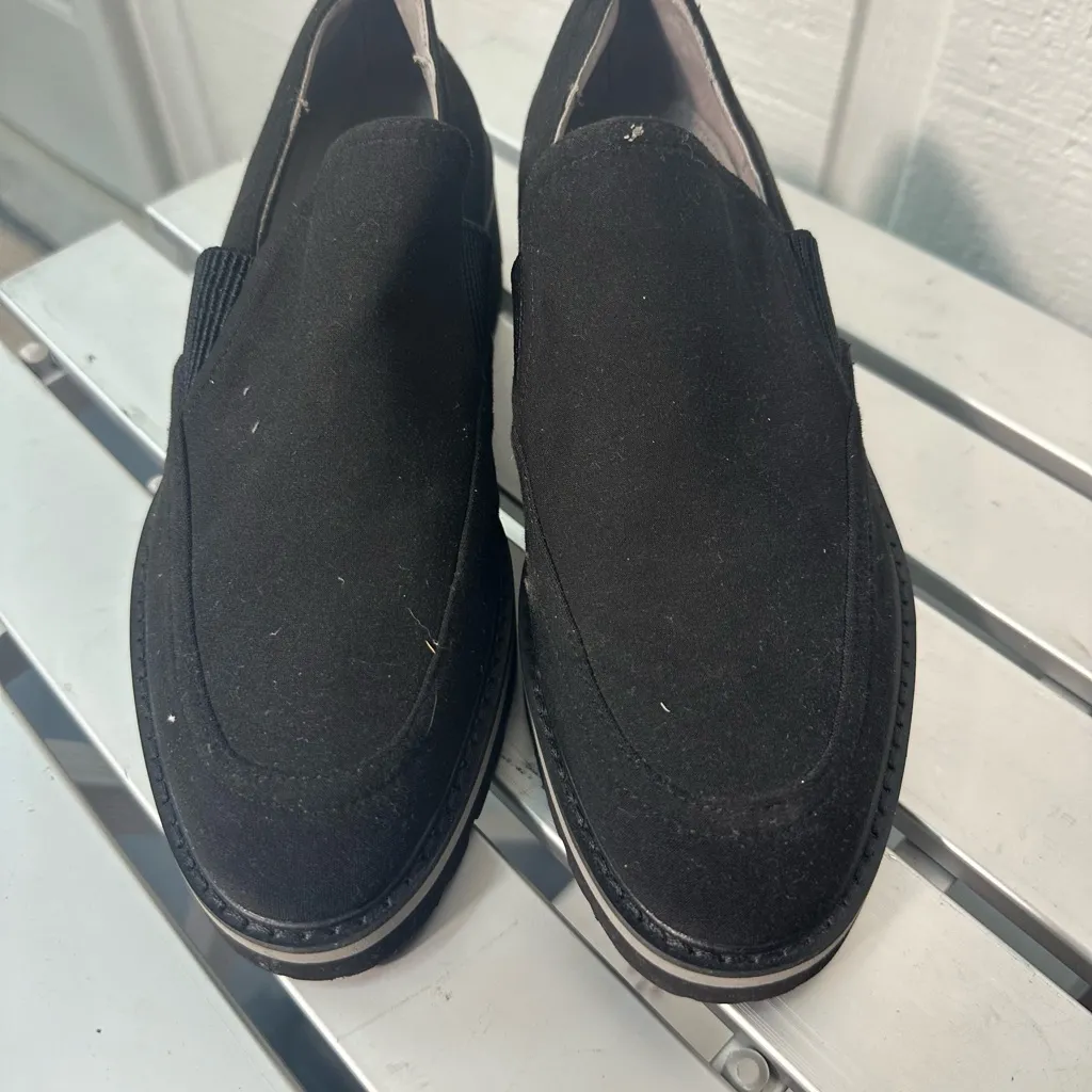 Donald Pliner Navy Trudie Wedge Loafer Crepe Elastic Size 6.5 NWOT - Image 3