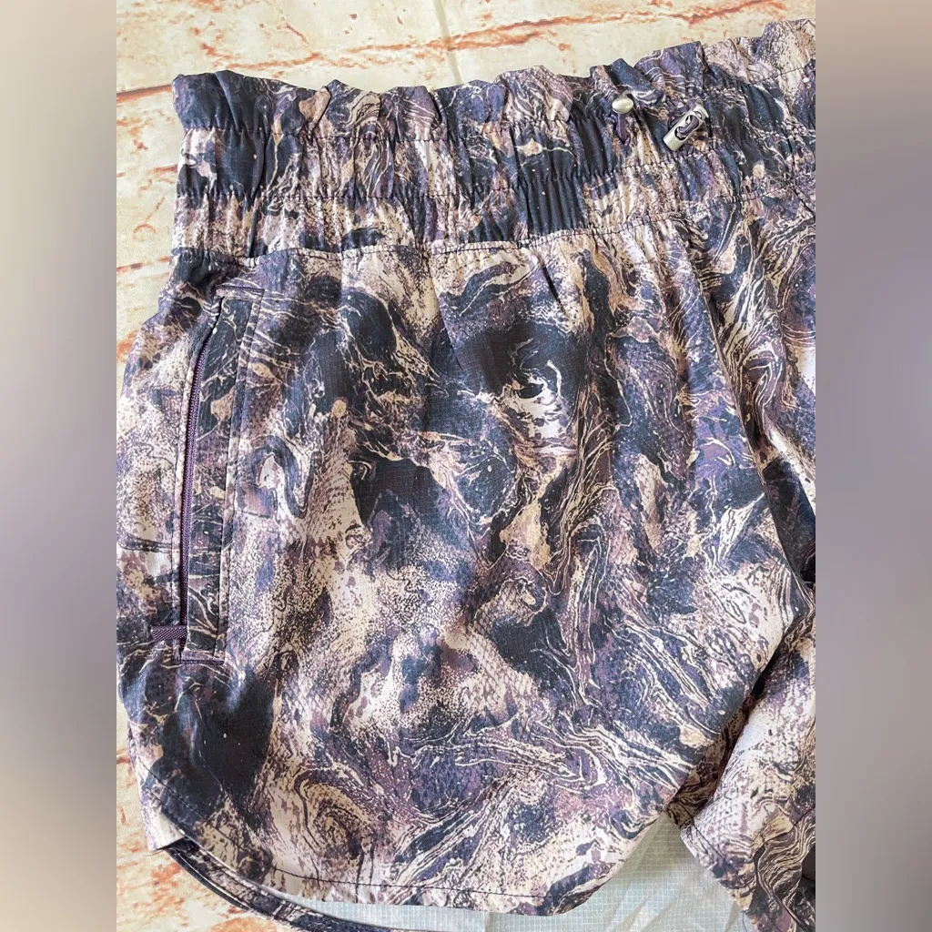 Women's Purple Digital Print Camouflage Running Shorts Brown Size L - Image 12