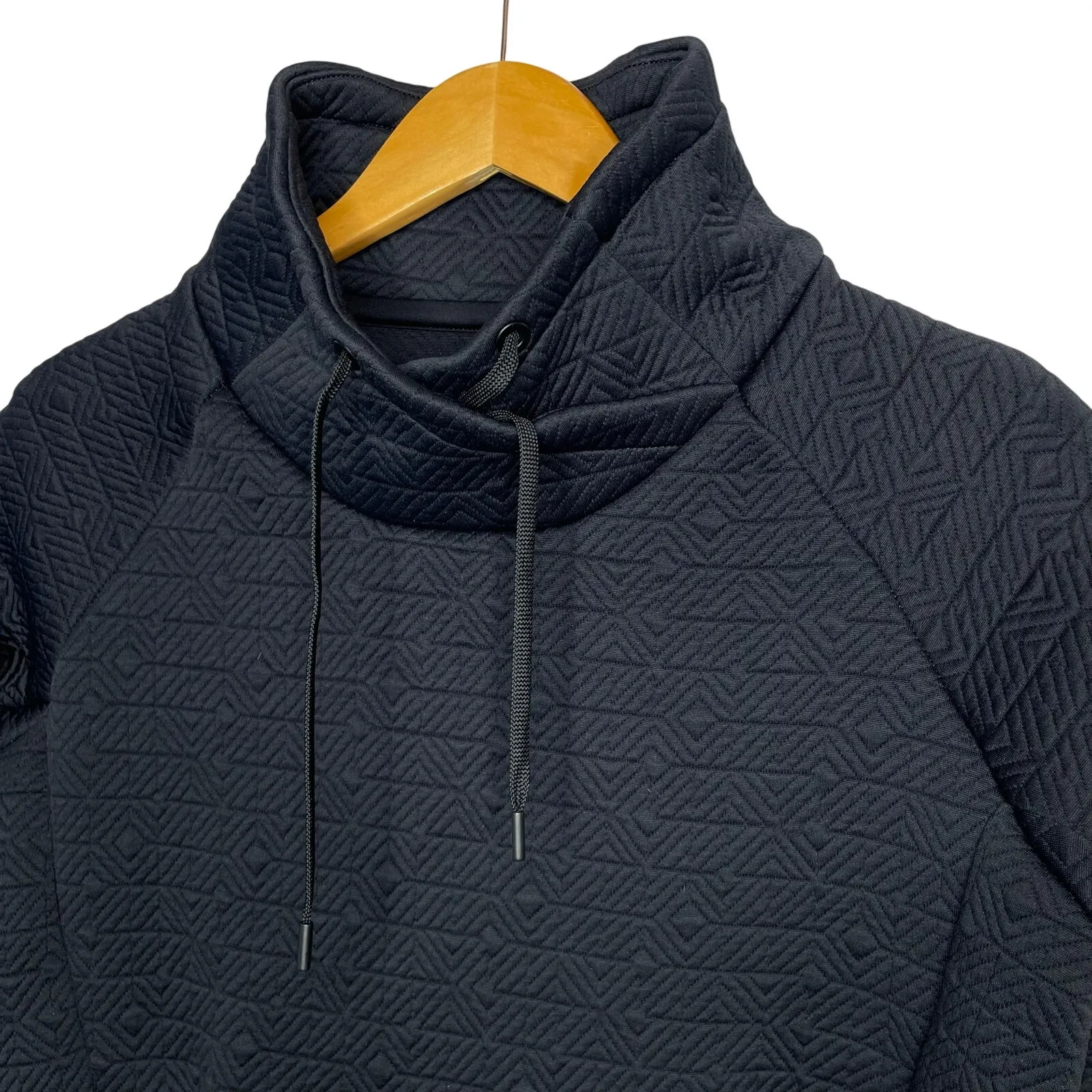 Athleta Jacquard Elevation Quilted Oversized Pullover Size  Small Black - Image 7