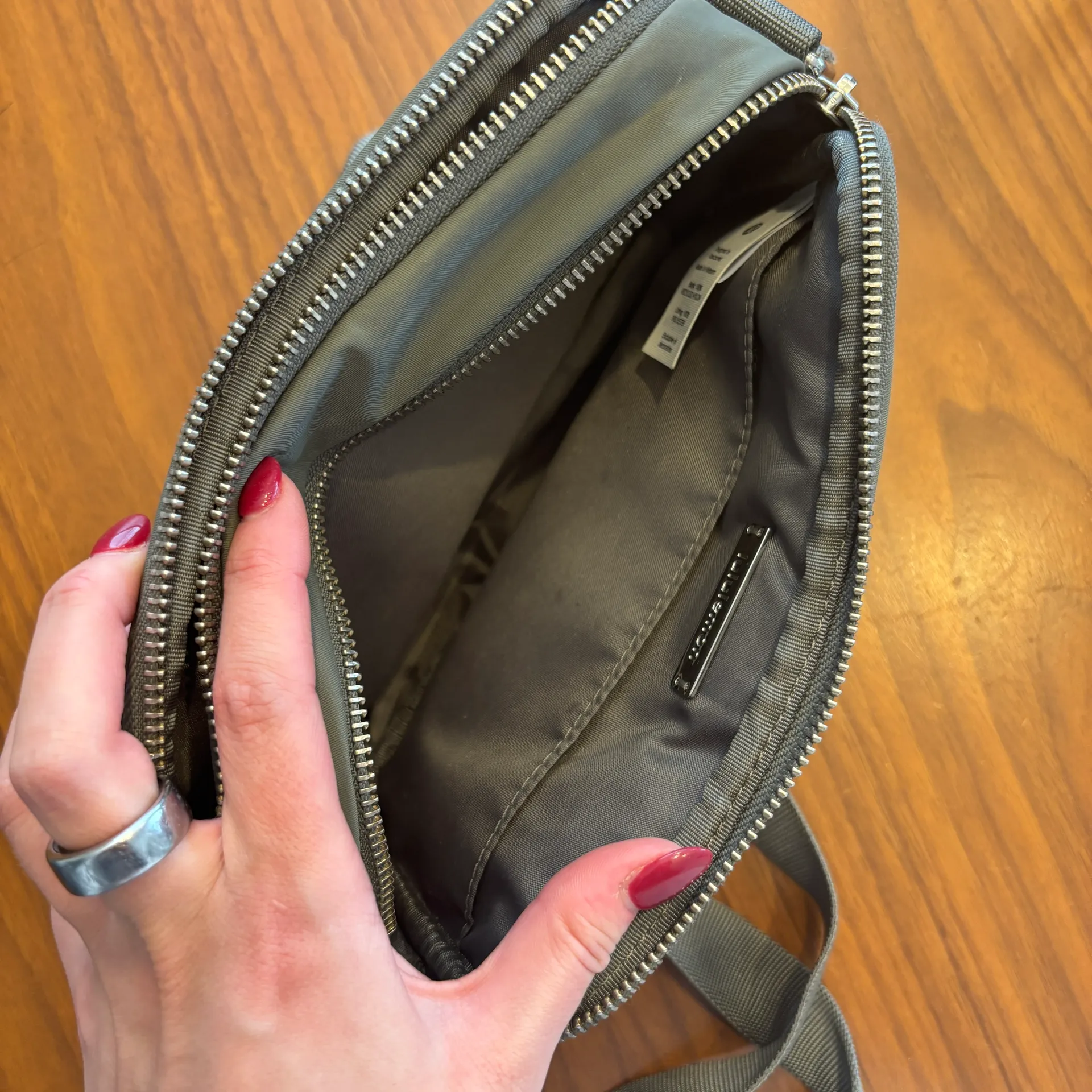 Crossbody Camera Bag 2L - Image 6