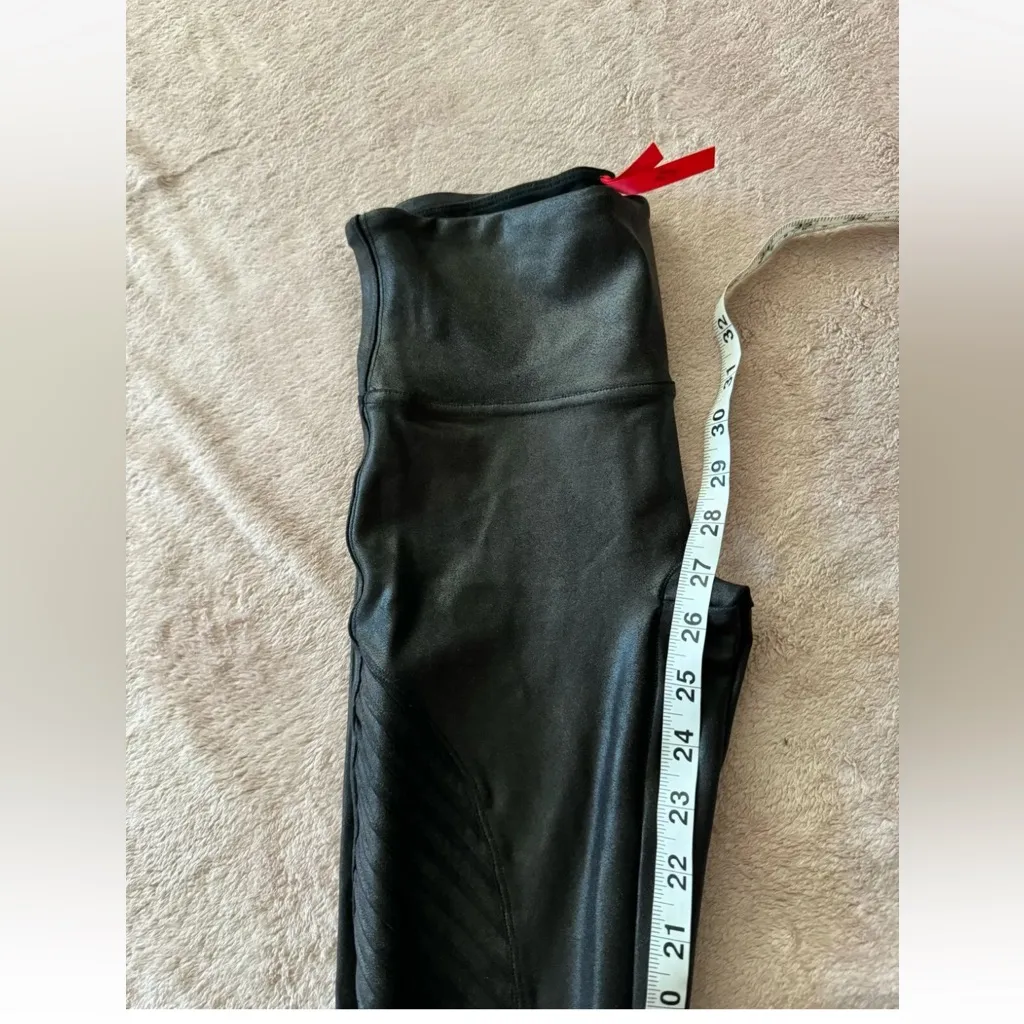 Spanx Women’s Black Faux Leather Moto‎ Leggings Size Small - Image 9