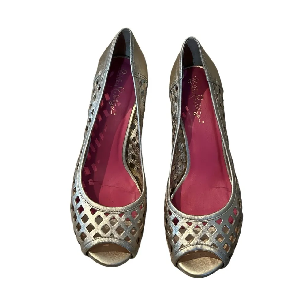 Lilly Pulitzer Gold Basketweave Leather 3 Inch Heel Wedge Sandals Size 8 Preppy. - Image 2