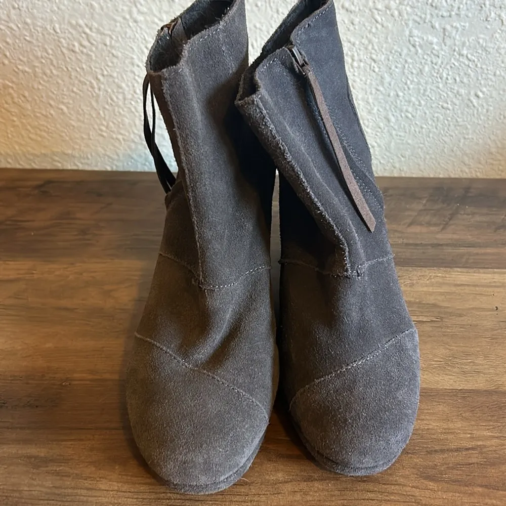 Tom’s Ankle Boots - Image 3