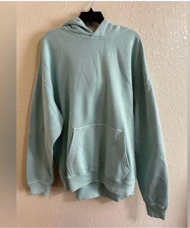 Seafoam green sweatshirt - Image 6