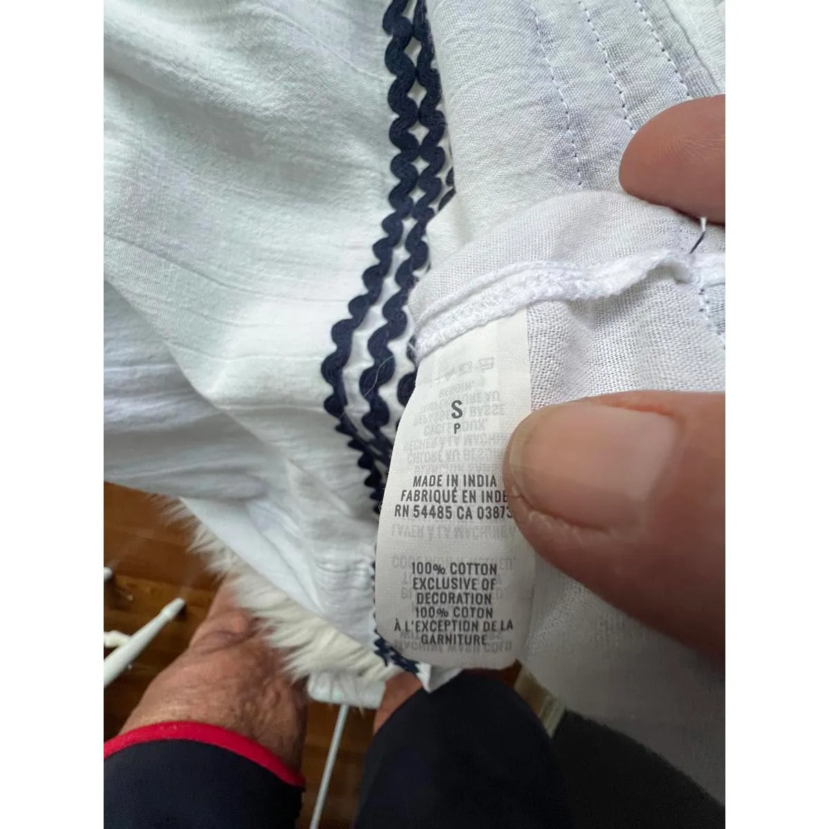 Aerie White Casual Summer Dress with Black Trim - Image 6