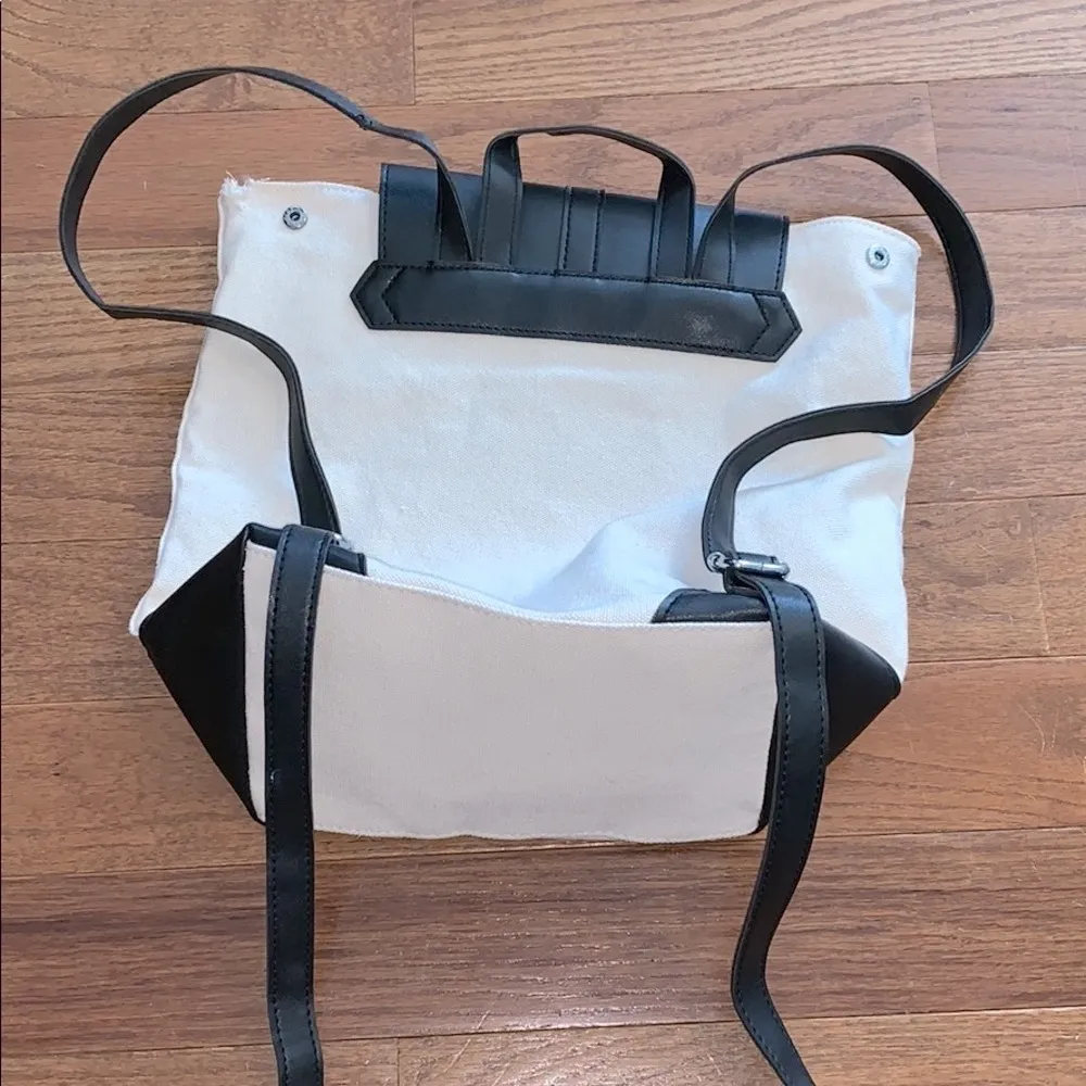 NWOT Deux Lux Demi Backpack - Image 3