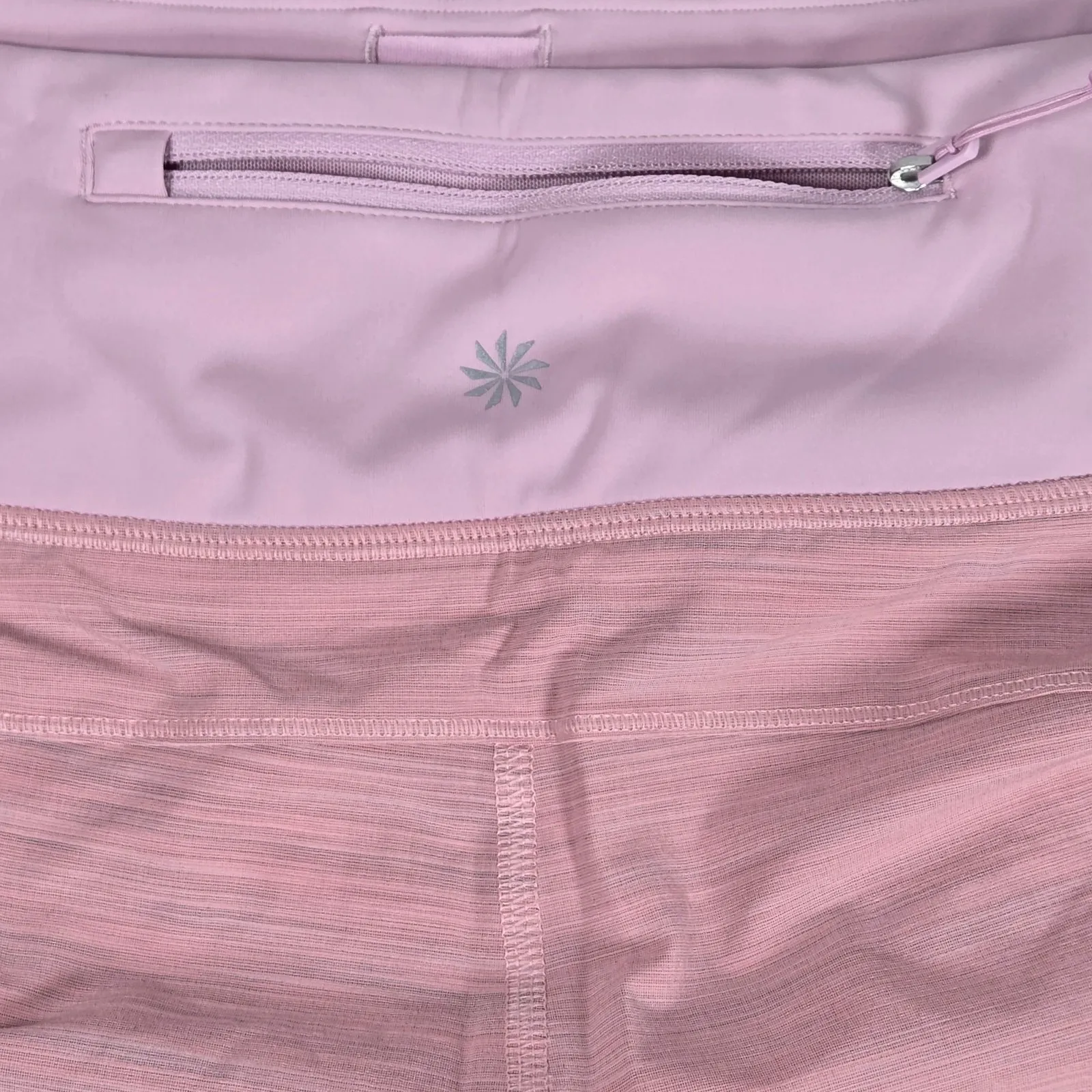 Athleta Run With It Textured 3.5"‎ Shorts in Space Dye Begonia 3X NWT - Image 9