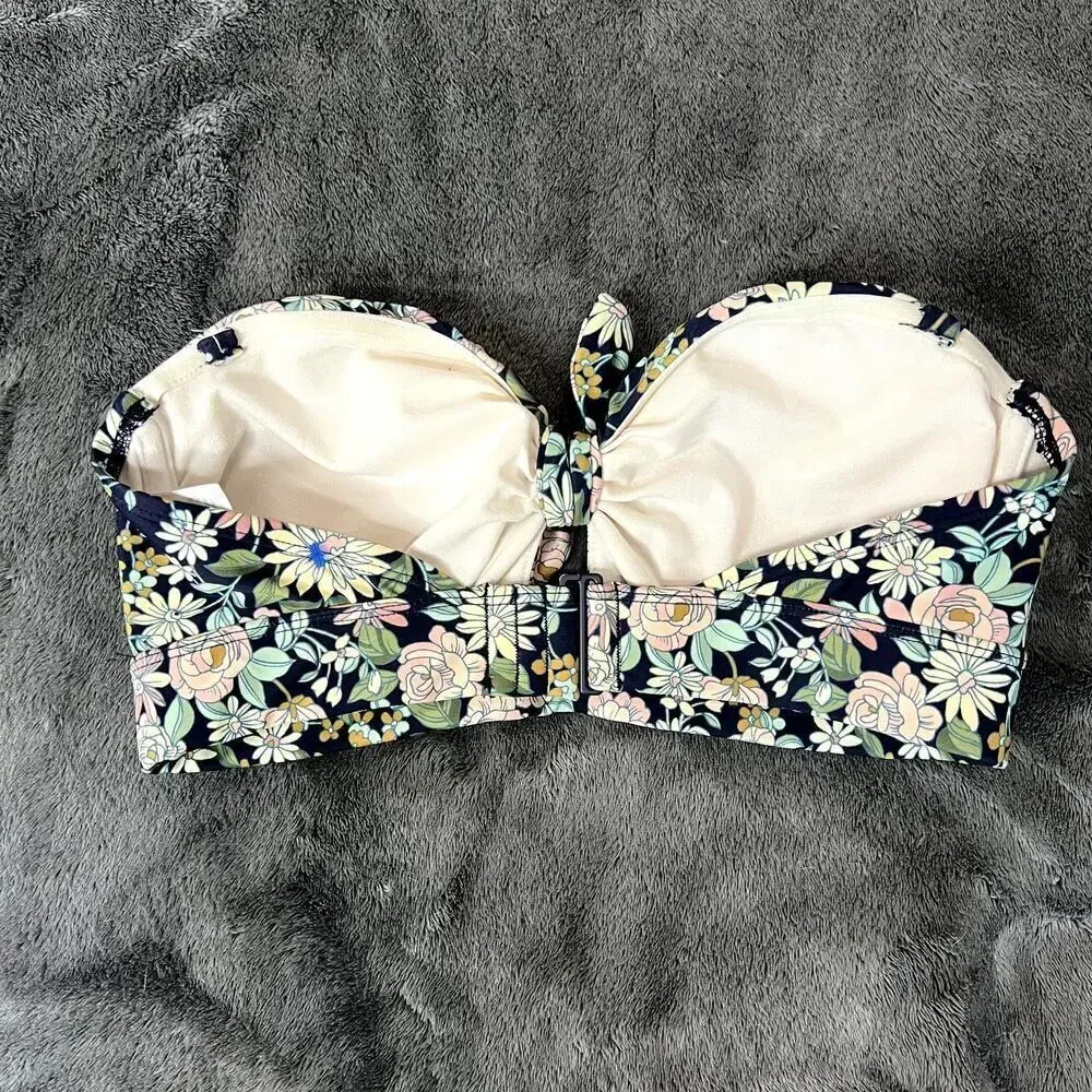 Kona Sol Women's Floral Bandeau Bikini Top Blue Size Small Twist Front Cutout - Image 4