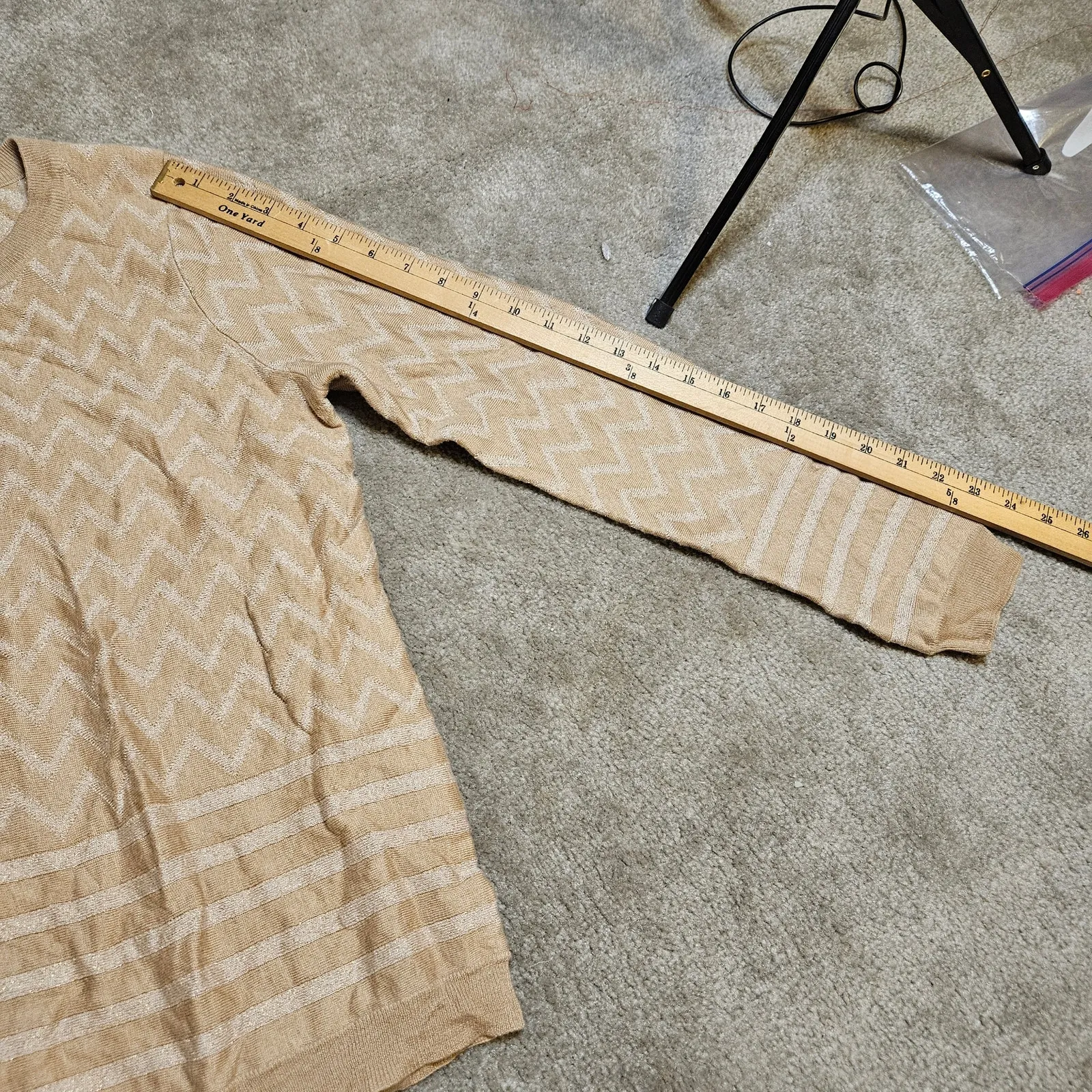 Joie Size Large Chevron Cream Light Tan Sweater Knit Abstract Top Casual - Image 4