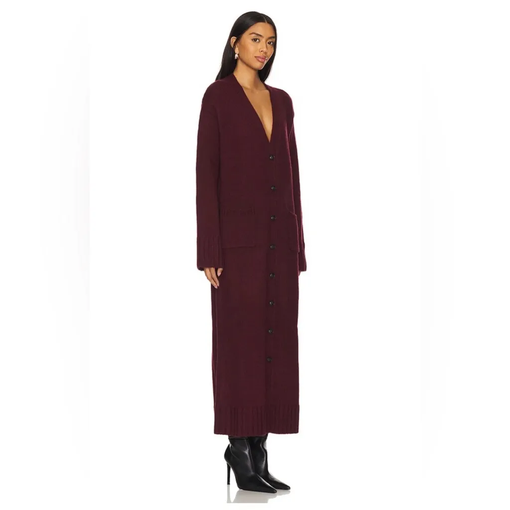 NWT REVOLVE Aidan Sweater Dress in Wine
House of Harlow 1960, size M - Image 3