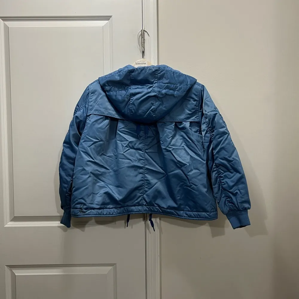 Hunter Blue Waterproof Insulated Drawstring Bomber Jacket Size Medium $295 - Image 9