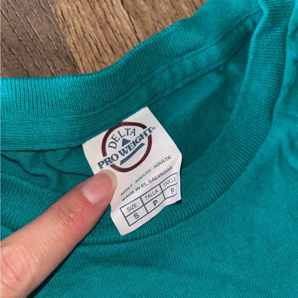 Graphic T-shirt - Image 3