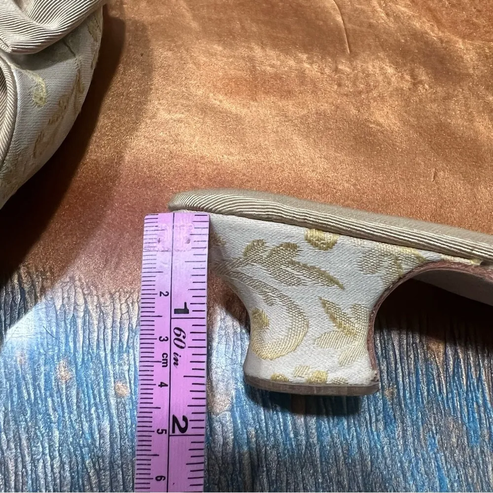 Olivia Rose Tal Jacquard Floral fabric Bow Kitten heel slippers leather Tan Size 6 - Image 8