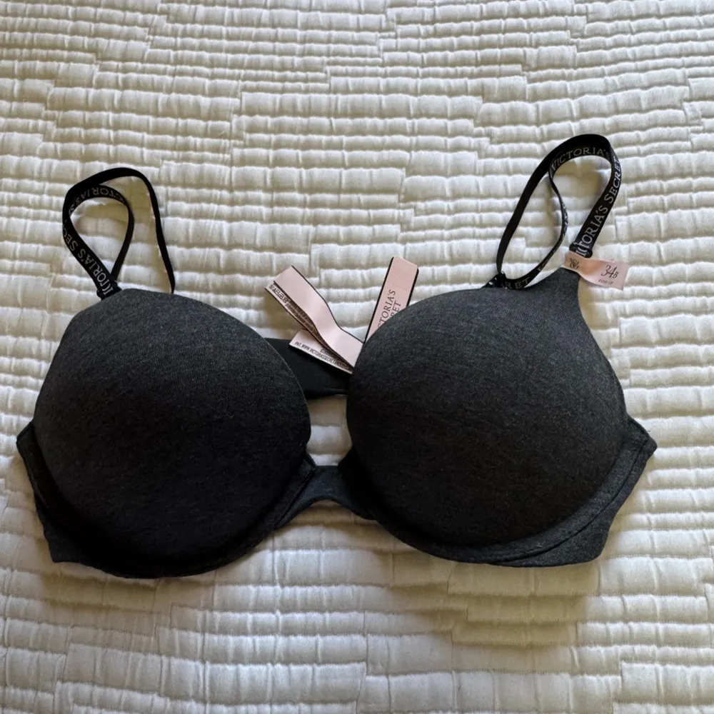 Victoria's Secret Bombshell Add-2-Cups Push-Up Bra - Image 4