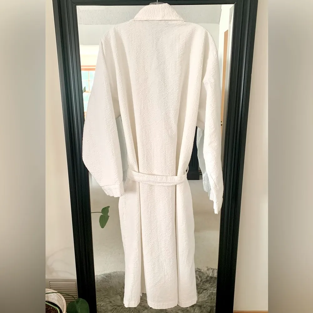 Hammacher Schlemmer White Luxury Turkish Robe Size undefined - Image 4