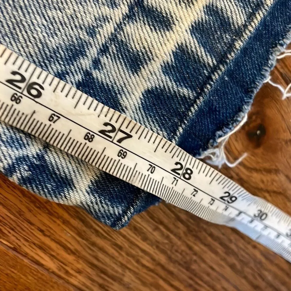 Denim & Co high rise seam front tapered mom jean size 6 - Image 3