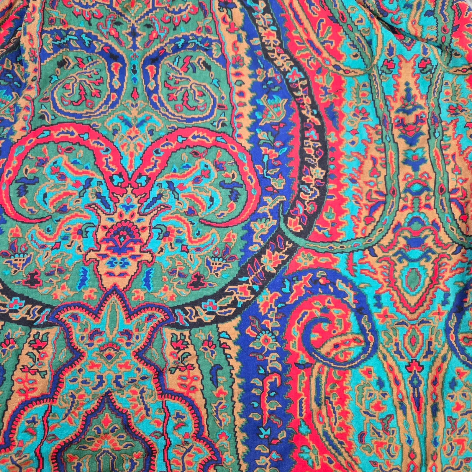 1970s Vintage Paisley Tapestry Red Blue Pleated Midi Skirt Made in USA Size 8 - Image 5