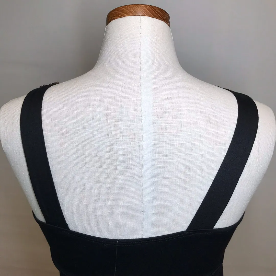 Top Embellished V- Neck Tank top - Image 7