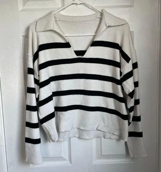 BERSHKA White Navy Blue Striped V Neck Sweater Sailor Summer Size M womens - Image 1