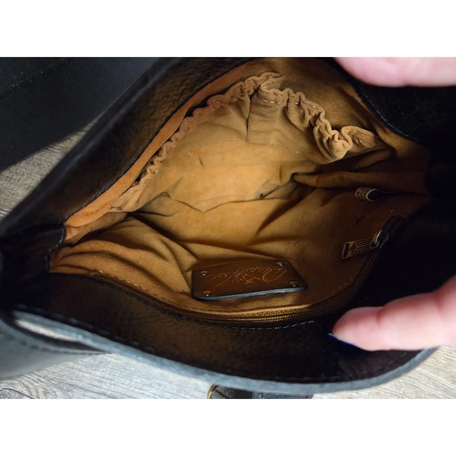 Patricia Nash Venezia Pouch Crossbody Newspaper Print Purse - Image 9