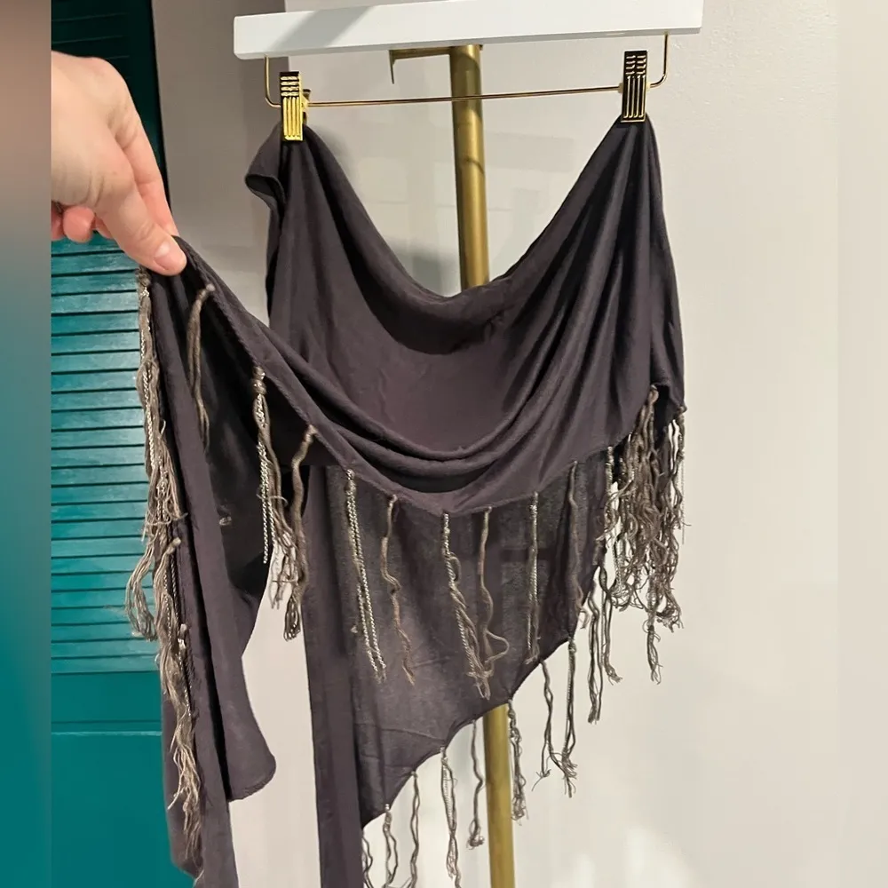 Chan Lu Elegant Gray silver chain Fringed Scarf - Image 5