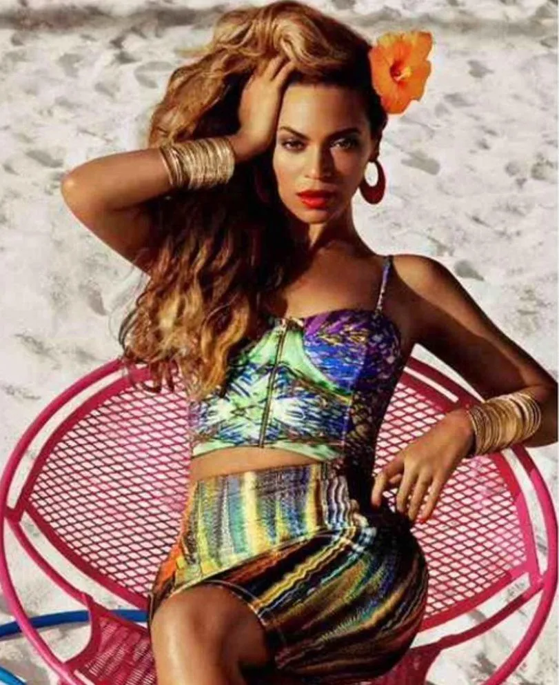 H&M ✨NWT✨  Beyoncé crop top - Image 4