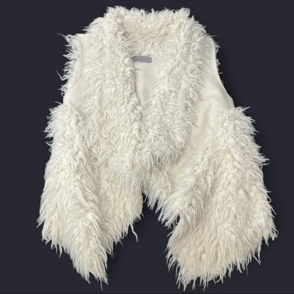 Women Sz S Faux Suede Vest Shaggy Sherpa Cream Neutral Boho Asymmetrical Hippie White - Image 2