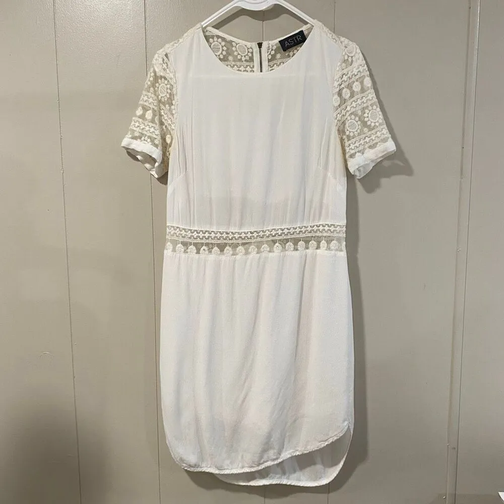 ASTR The Label White Lace Detail Short Sleeve Dress Women’s Size (small) Elegant - Image 2