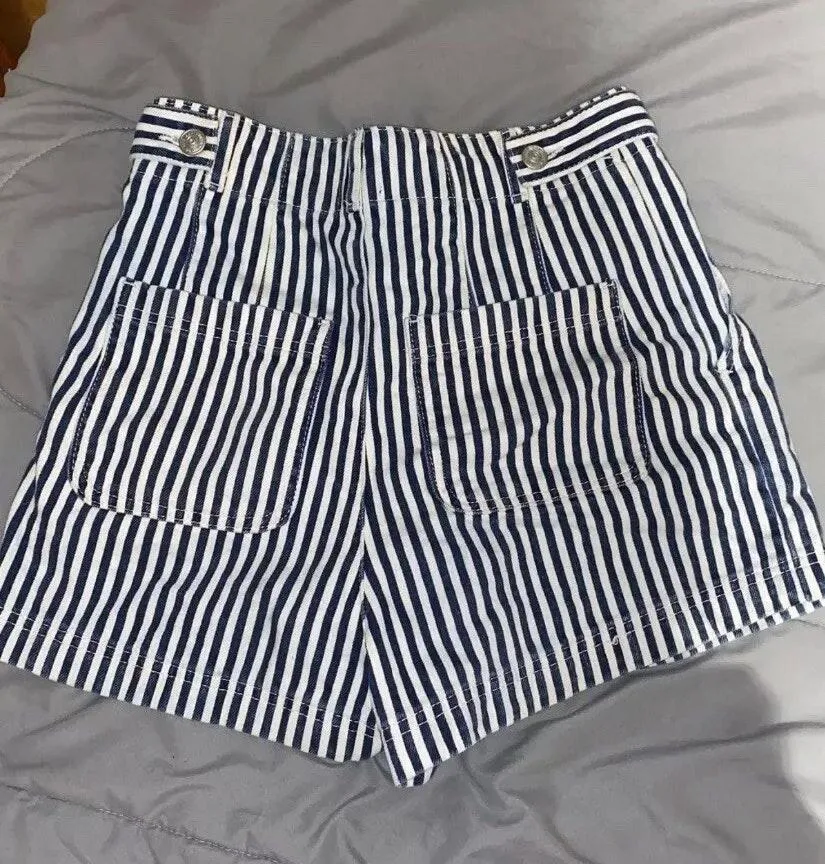 high waisted mom shorts size 25 - Image 2