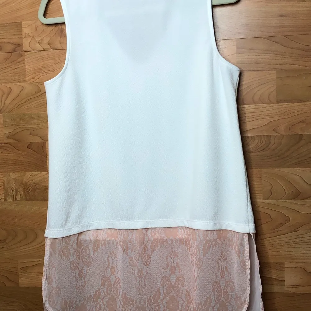 Misia Sleeveless v - Image 2