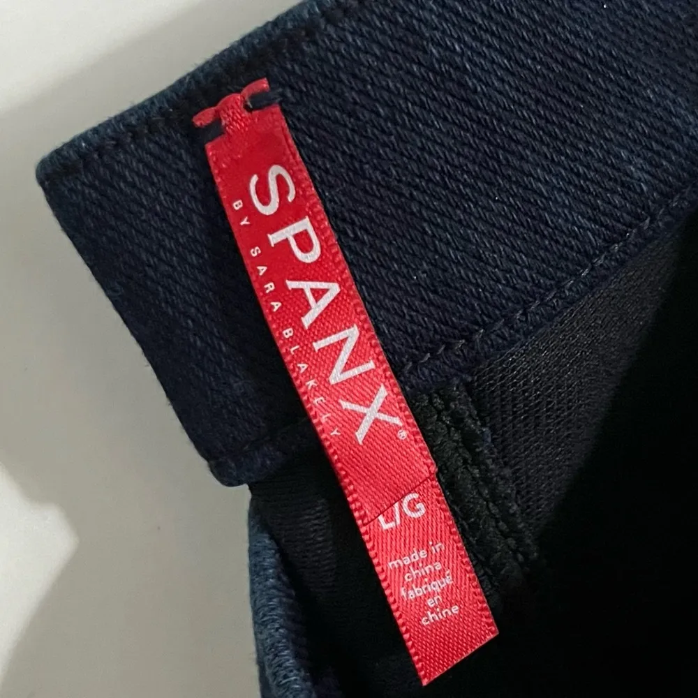 SPANX • Jean-ish Ankle Leggings Twilight Rinse Wash - Image 6