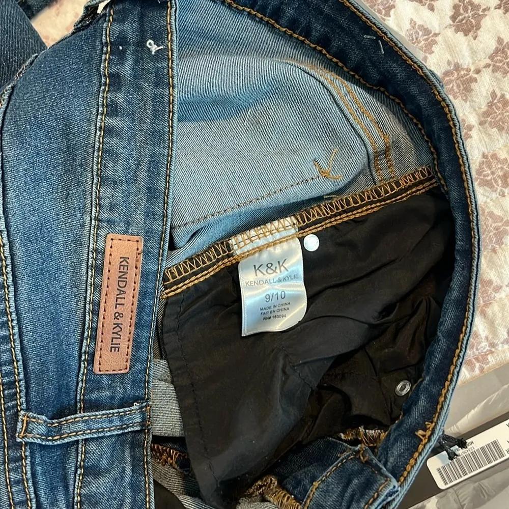 NWT Kendall & Kylie Kurvy Mid-rise Baby Boot Jean Size 9/10 Color Pasadena - Image 12